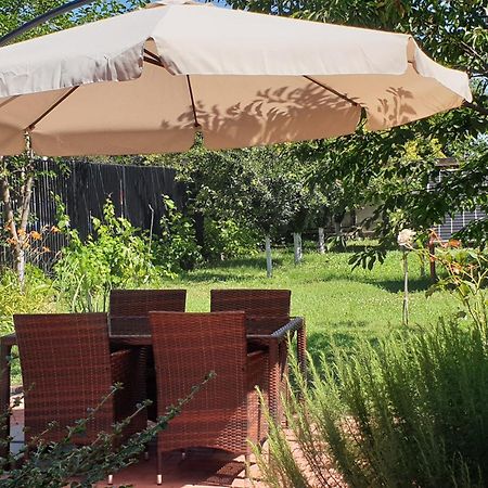 Casa Mary Hotel Костинещи Екстериор снимка