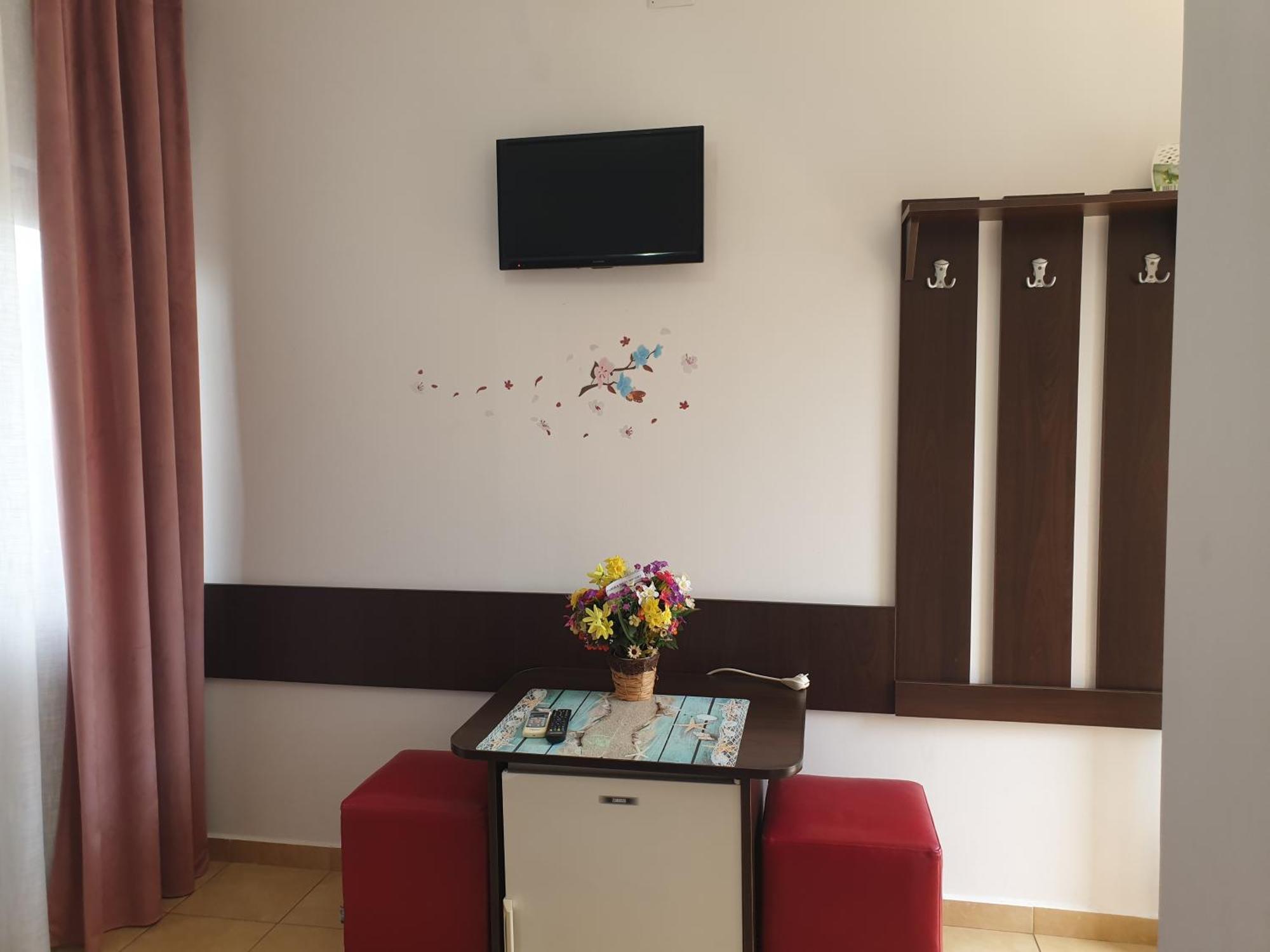 Casa Mary Hotel Костинещи Екстериор снимка